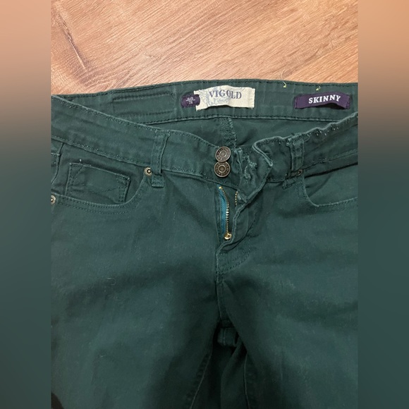 Vigold Forest Green Skinny Jeans double button closure. Pockets. Like new! - Picture 2 of 6